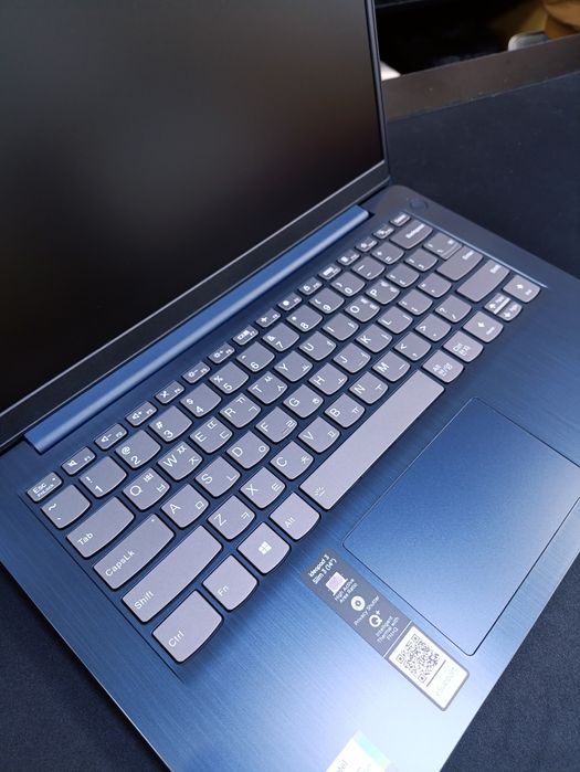 Lenovo IdeaPad 3 i7 14.0