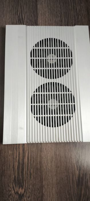 Подставка под ноутбук