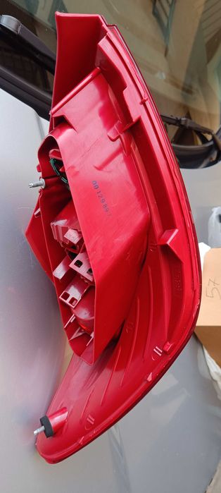 Десен стоп за Пежо 307