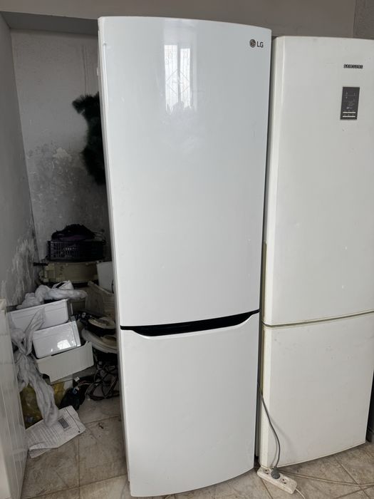 Продам холодильник LG