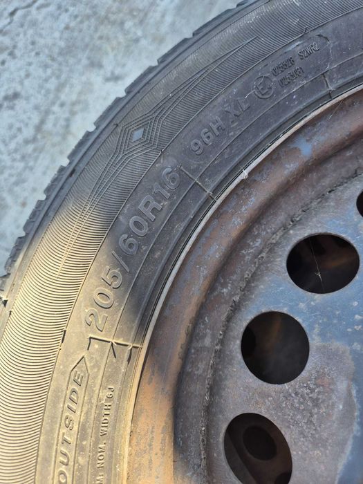 Jante de tabla cu anvelope de iarna Opel Astra J 205 60 R16 Zafira