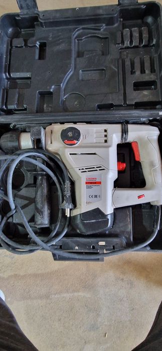 Продам  перфоратор Croun
