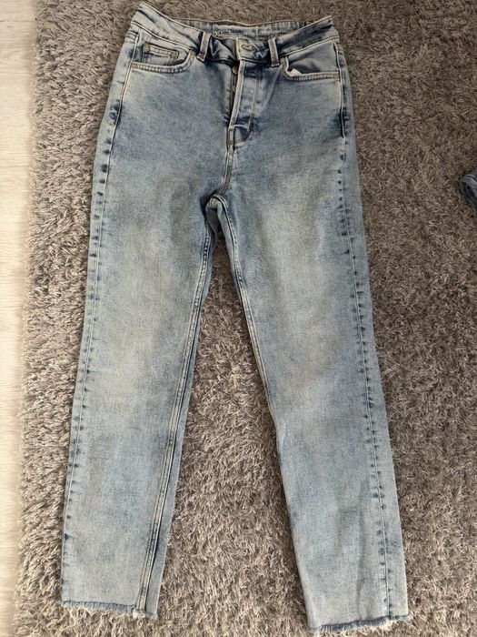 5€/бр. Дамски дънки Zara