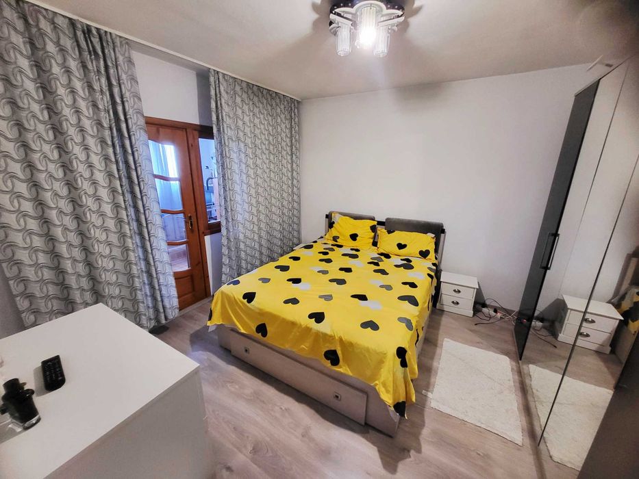 ***PROPRIETAR*Apart. 2 camere*Decomandat*60 Mp*Et. 5 / 10*Constr. 1985*Sud*Bdl. Bucuresti***