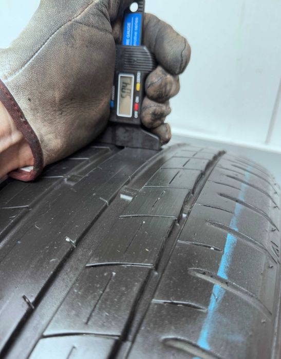 225/50R18 Dunlop DOT22