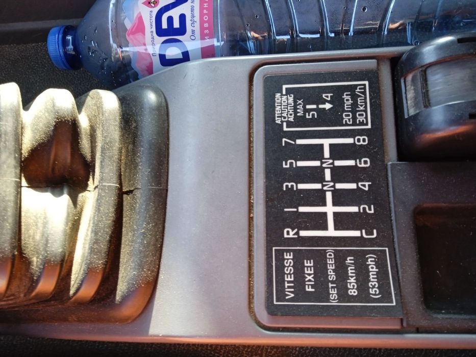 Каросерия-3 странна щора