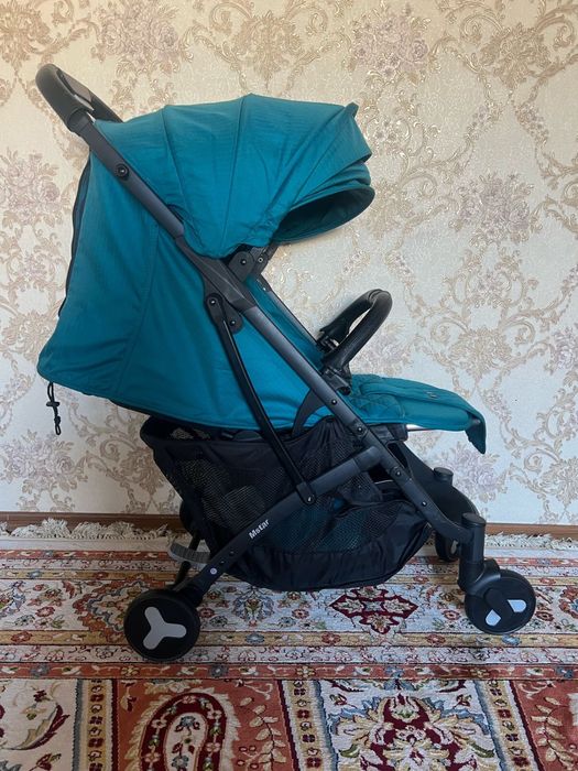 Новая удобная коляска