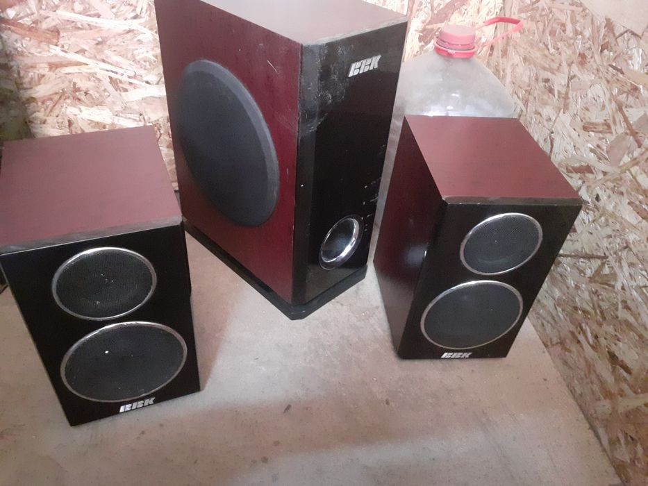 Обмен Колонки саб без усилителя