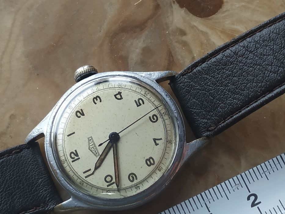 Ceas barbatesc Angelus