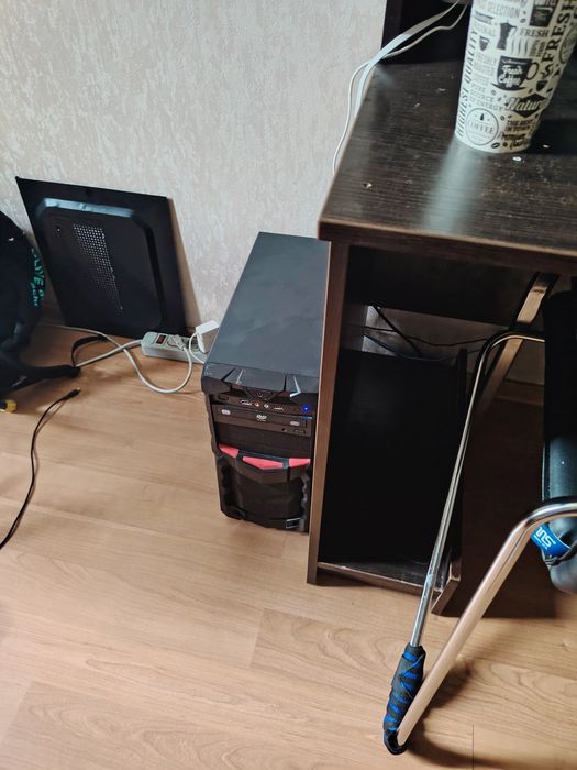 Игровой пк в отличном состояний.