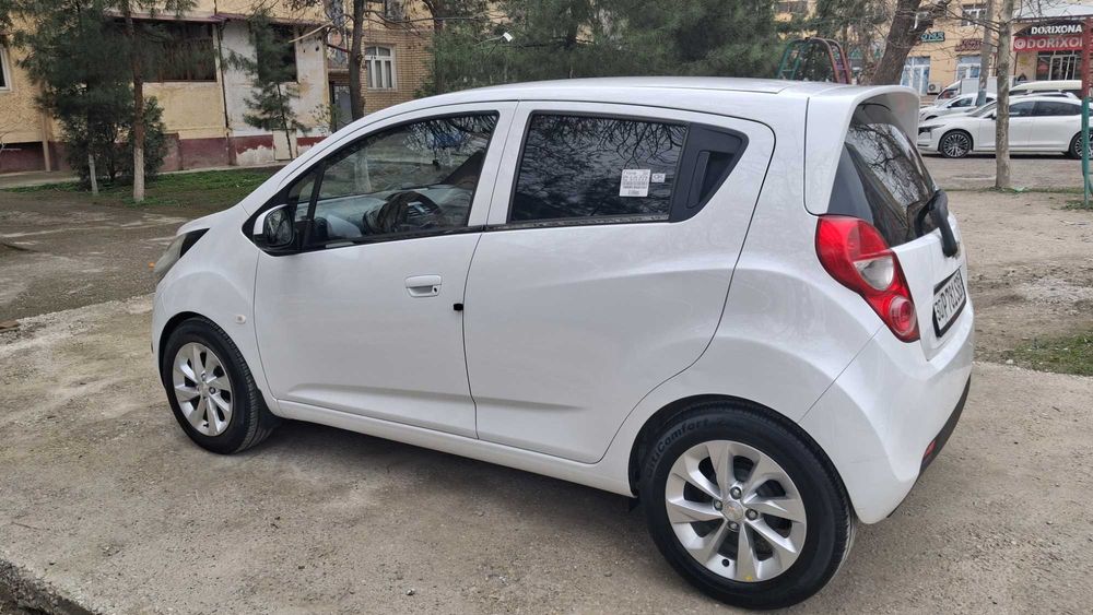 Срочна мошина сотаман Спарк ранги ок холати ало 2018 йил к