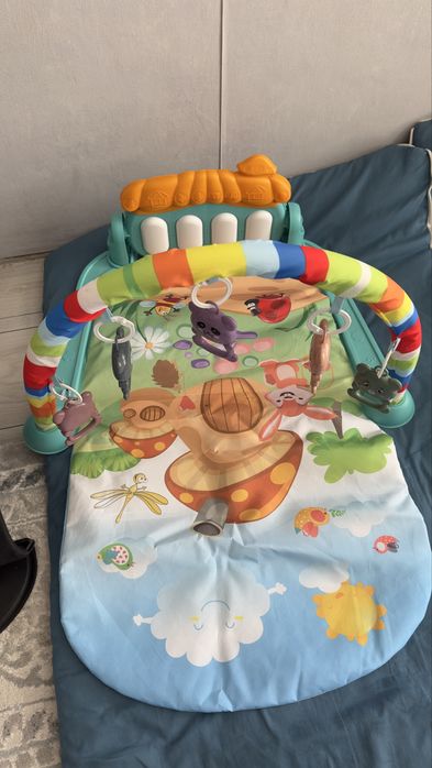 Продам шезлонг и коврик за 5 тыс