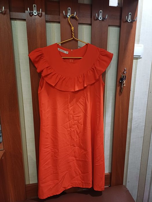 Отдам летние сарафаны