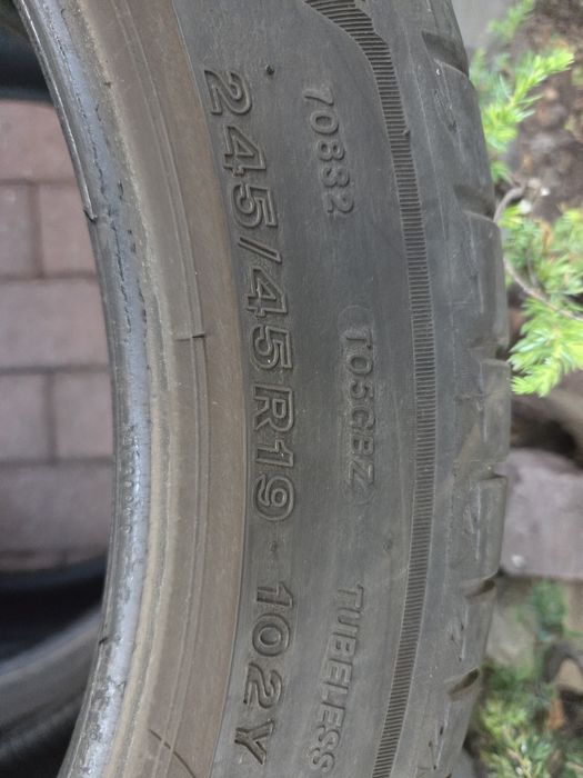 Anvelope BRIDGESTONE 245/45/19