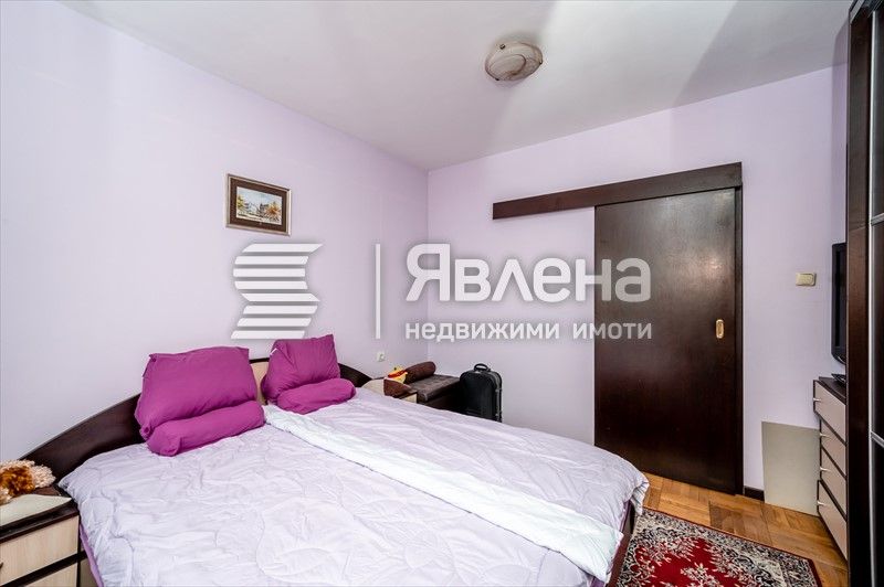 Продава се Тристаен апартамент в София, Младост 4 - 100 кв.м за 3500 €/кв.м - Снимка #7