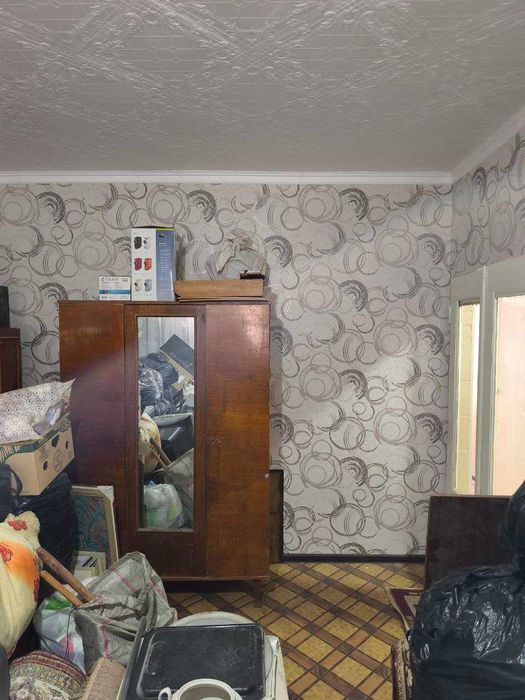 г. Ангрен, 3/1/4, без ремонта