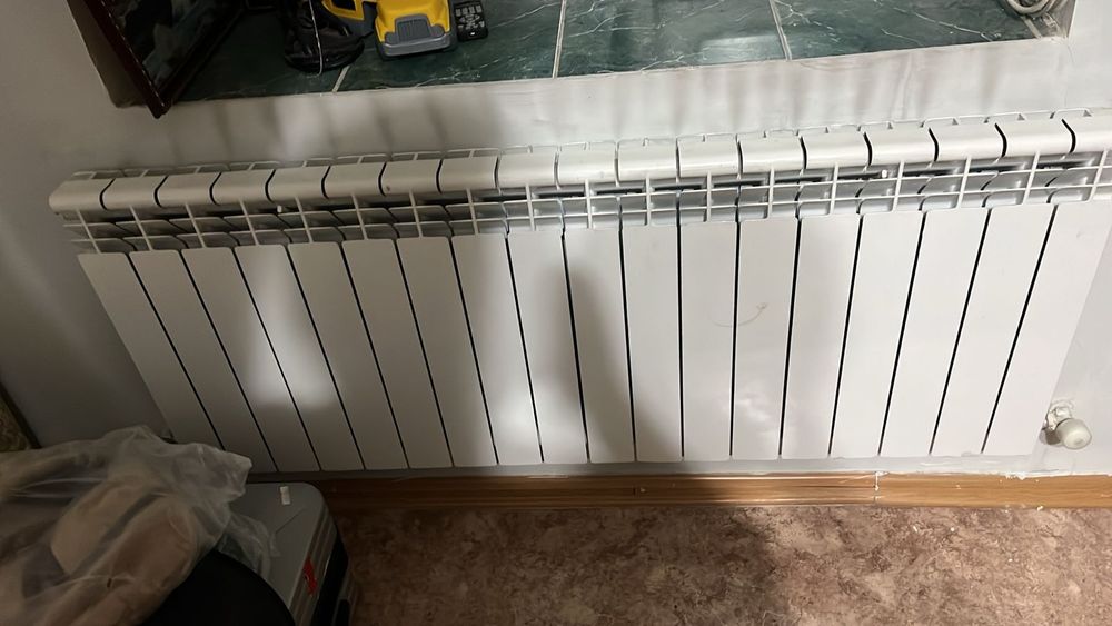 Срочно продам батареи