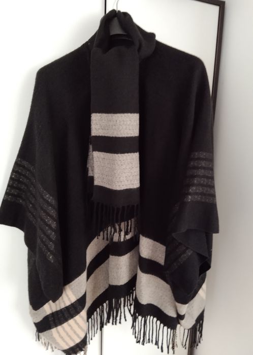 Дамско  черно пончо