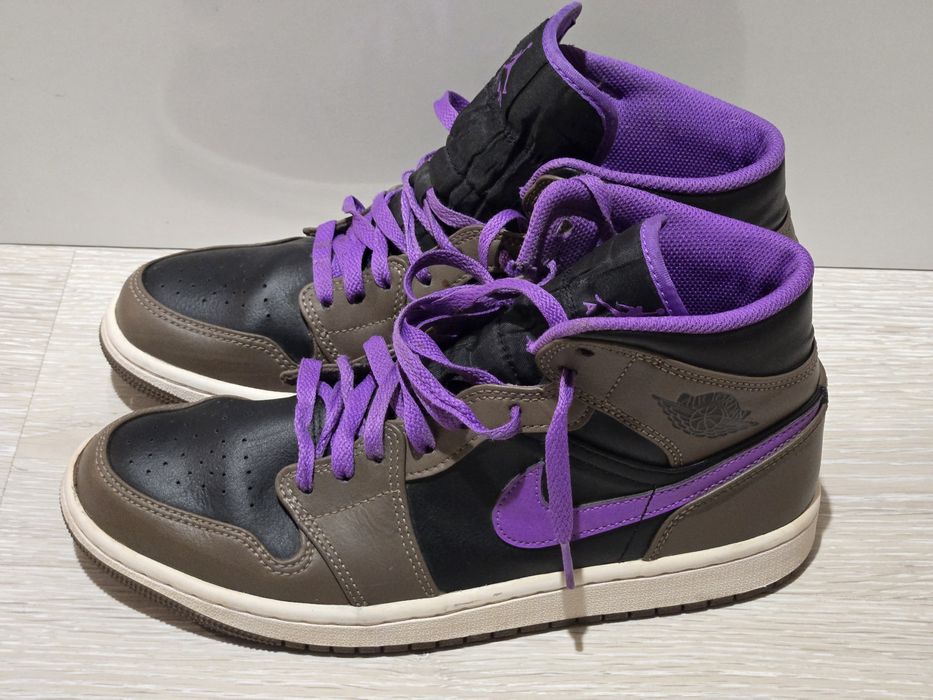 Adidas barbati Nike Air Jordan Mid 1 Palomino 42