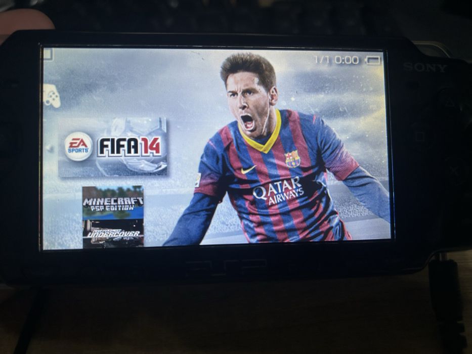 PSP 2001 modat cu Jocuri