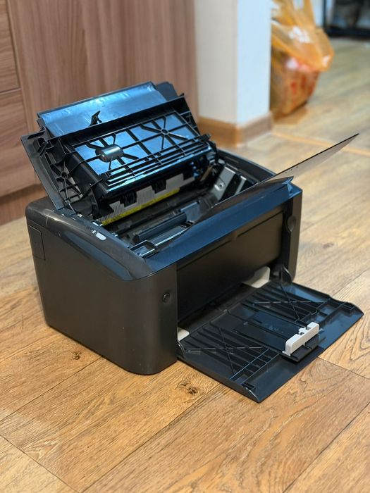 Продам принтер  Canon LBP 3010B