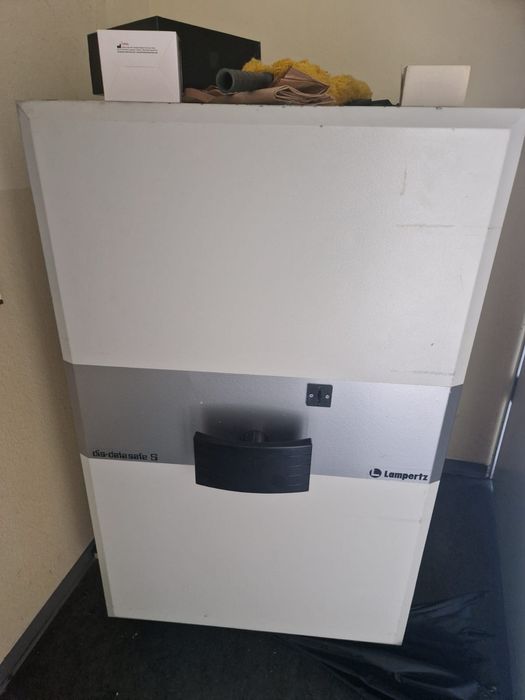 Vand casa valori seif