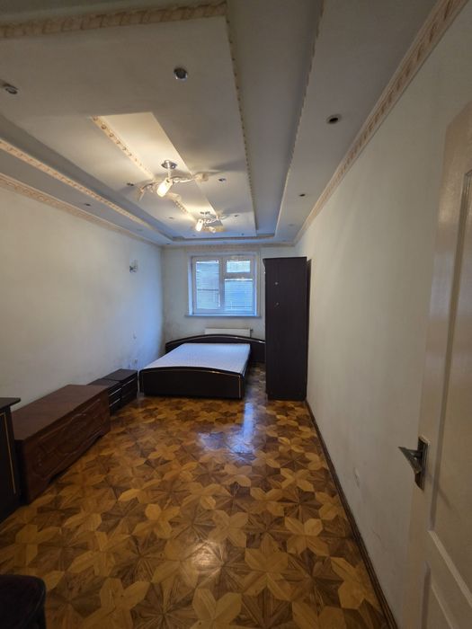 Сдаётся трехкомнатная квартира