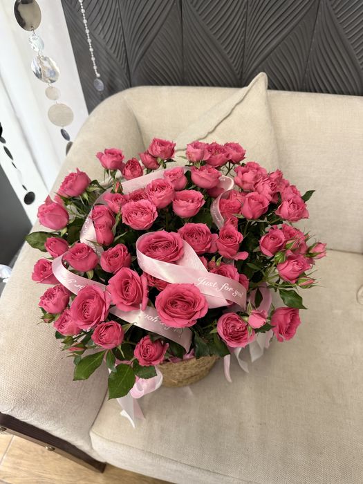 Цветы с корзиной