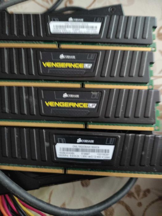 Corsair Vengeance LP Black 16GB DDR3 1600MHz CL9 Dual sau 2x4 gb
