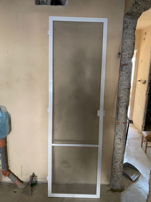 PVC балконска врата REHAU