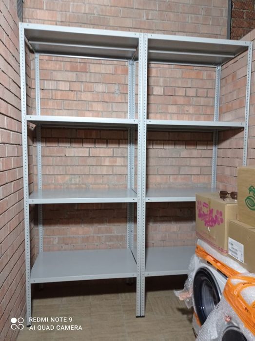 Продам стеллажи металлические