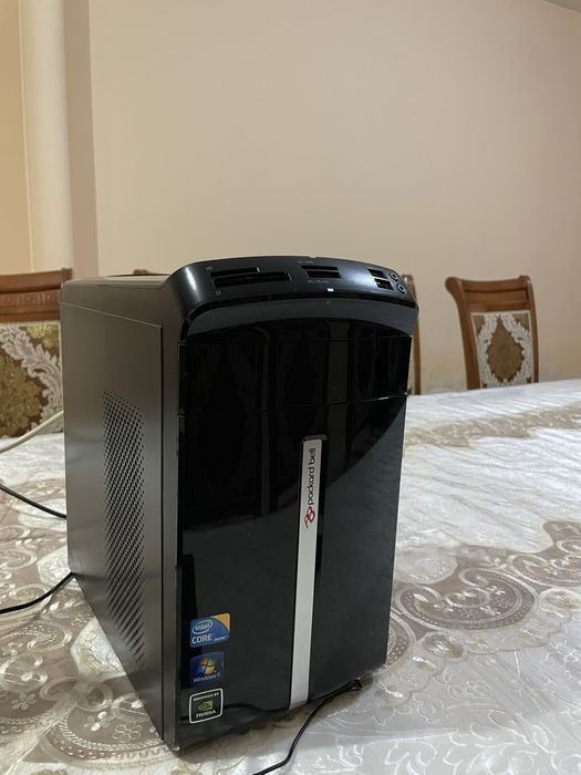 офисний компютер Packard bell