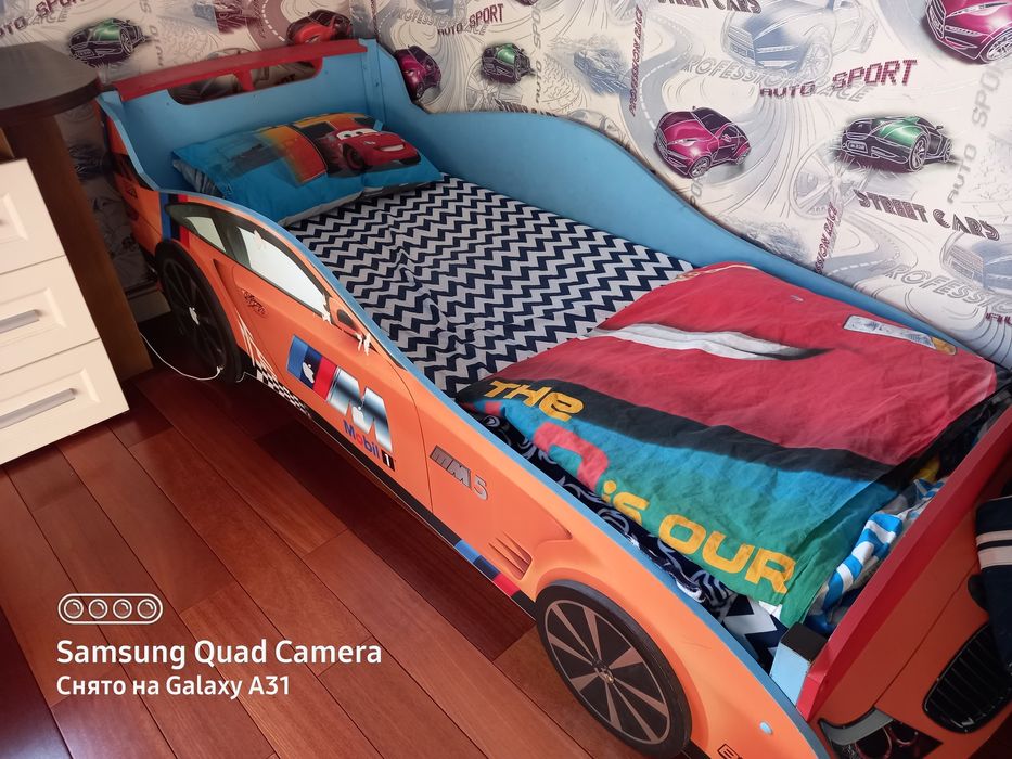 Две кровати бмв с матрасами