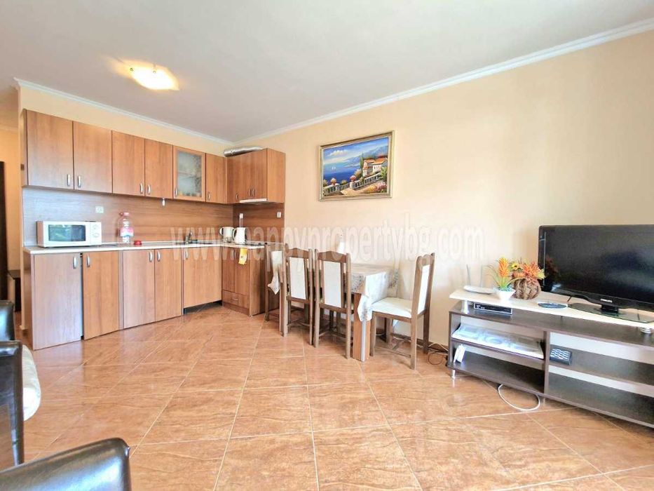 Продава се Двустаен апартамент в Свети Влас - 60 кв.м за 1167 €/кв.м - Снимка #2