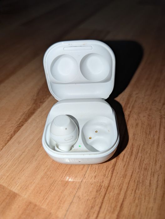 Samsung galaxy buds fe