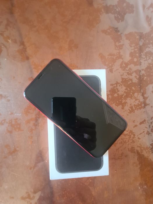 Продам iphone xr 64gb
