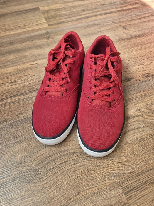 Продам кеды Nike