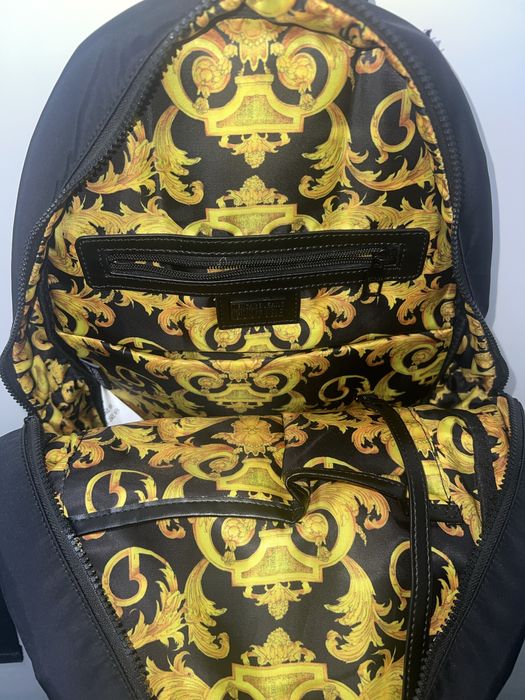 Рюкзак бу среднего размера