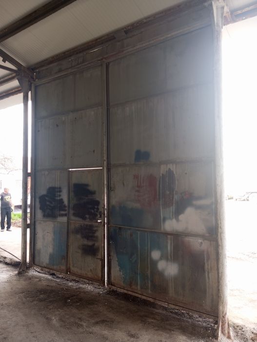 Метална врата за хале 4 м