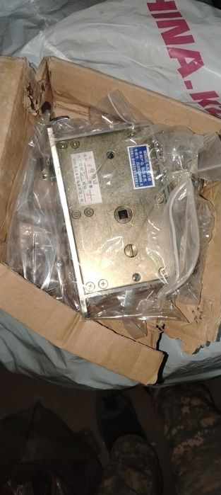 Продам замок ключ новый