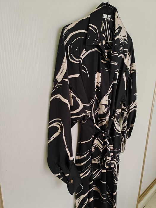 Рокля кафяво - бежов принт