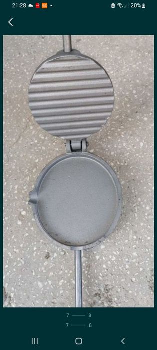 Presă fontă pentru fript slănină/ picurator slănină