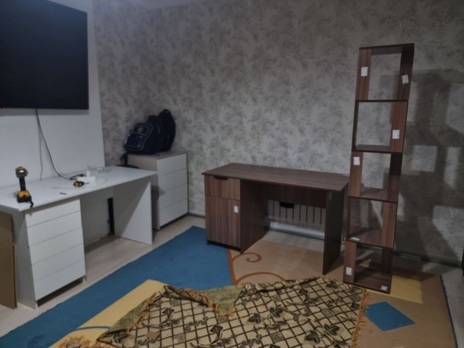 Продаётся мебель стилаж+парта новый