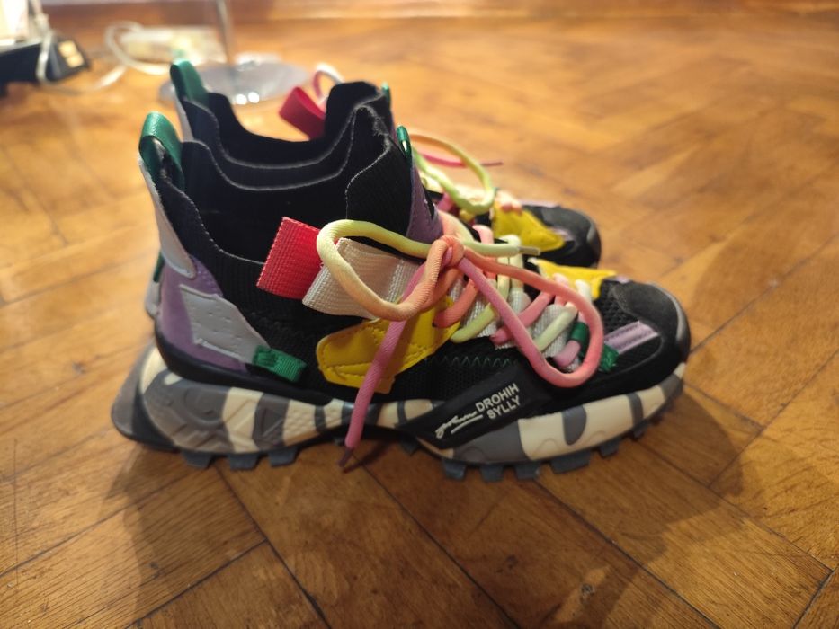 Маратонки Guja ..