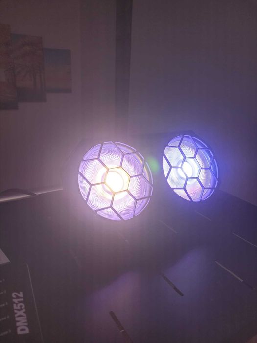 OFERTA Lumini disco 260W blinder 100W cob + led RGB disco dj formatii