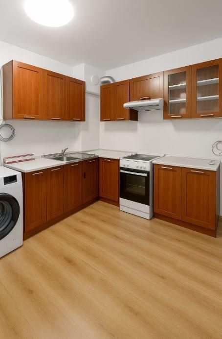 Дава се под наем Тристаен апартамент в Варна, Аспарухово - 76 кв.м за 400 € - Снимка #1