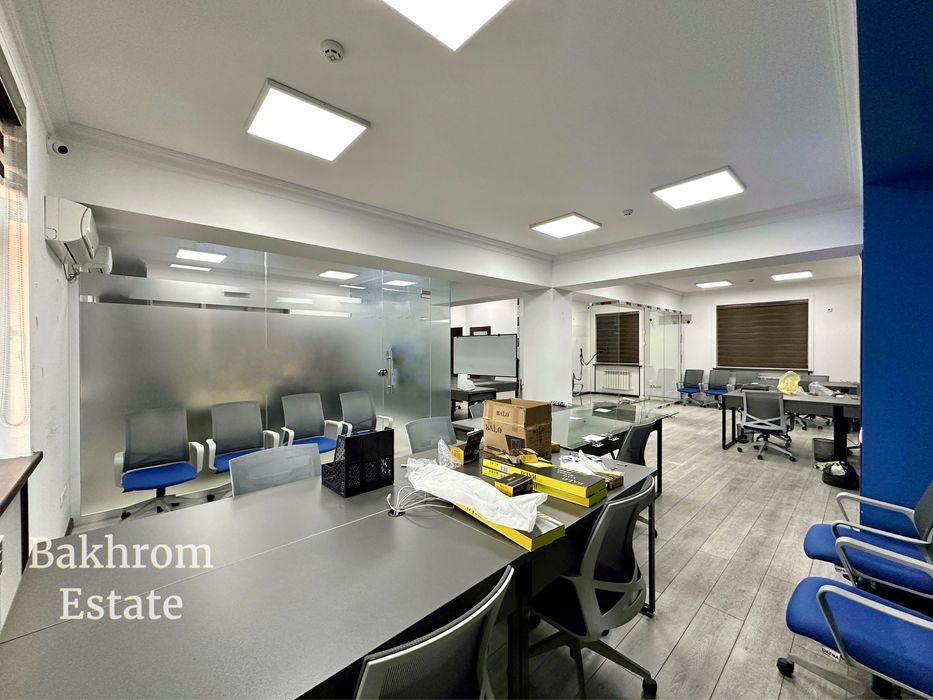 Офис • 200 м² • Нукусская. Пустой. Свободная парковка. Метро рядом