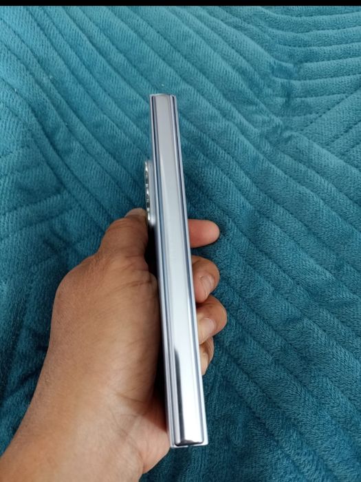 Samsung galaxy z fold 5