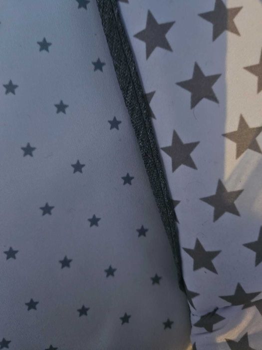 Преносима , сгъваема бебешка кошара  с покривало