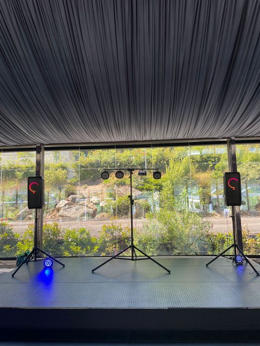 Inchiriez boxe JBL PARTYBOX 310 pentru cabana, petreceri si revelion